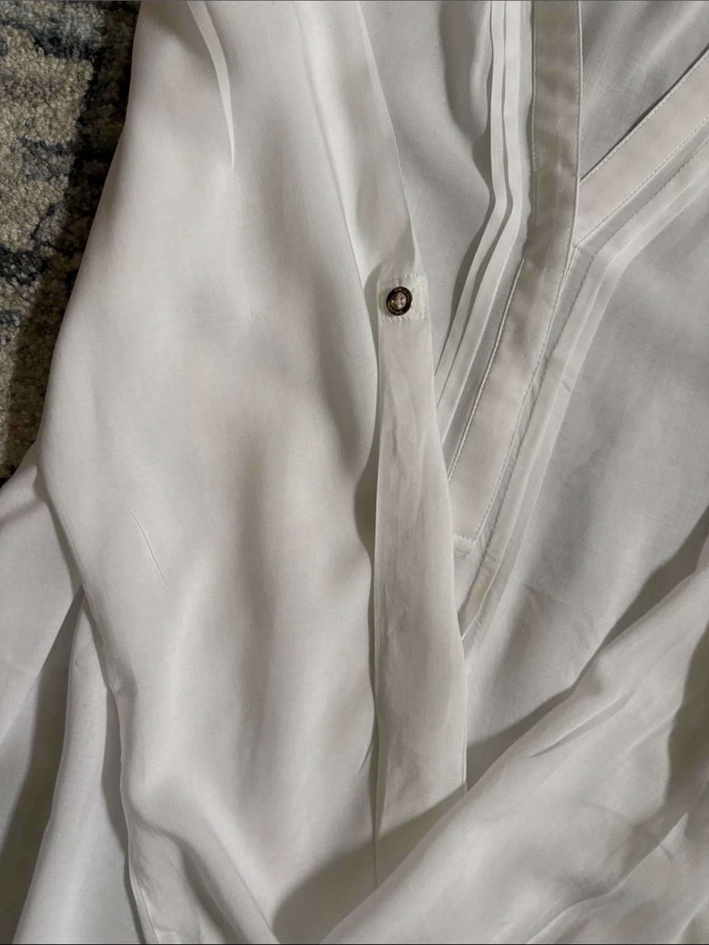 Lilly Pulitzer White V-Neck Tunic Top - Picture 2 of 4